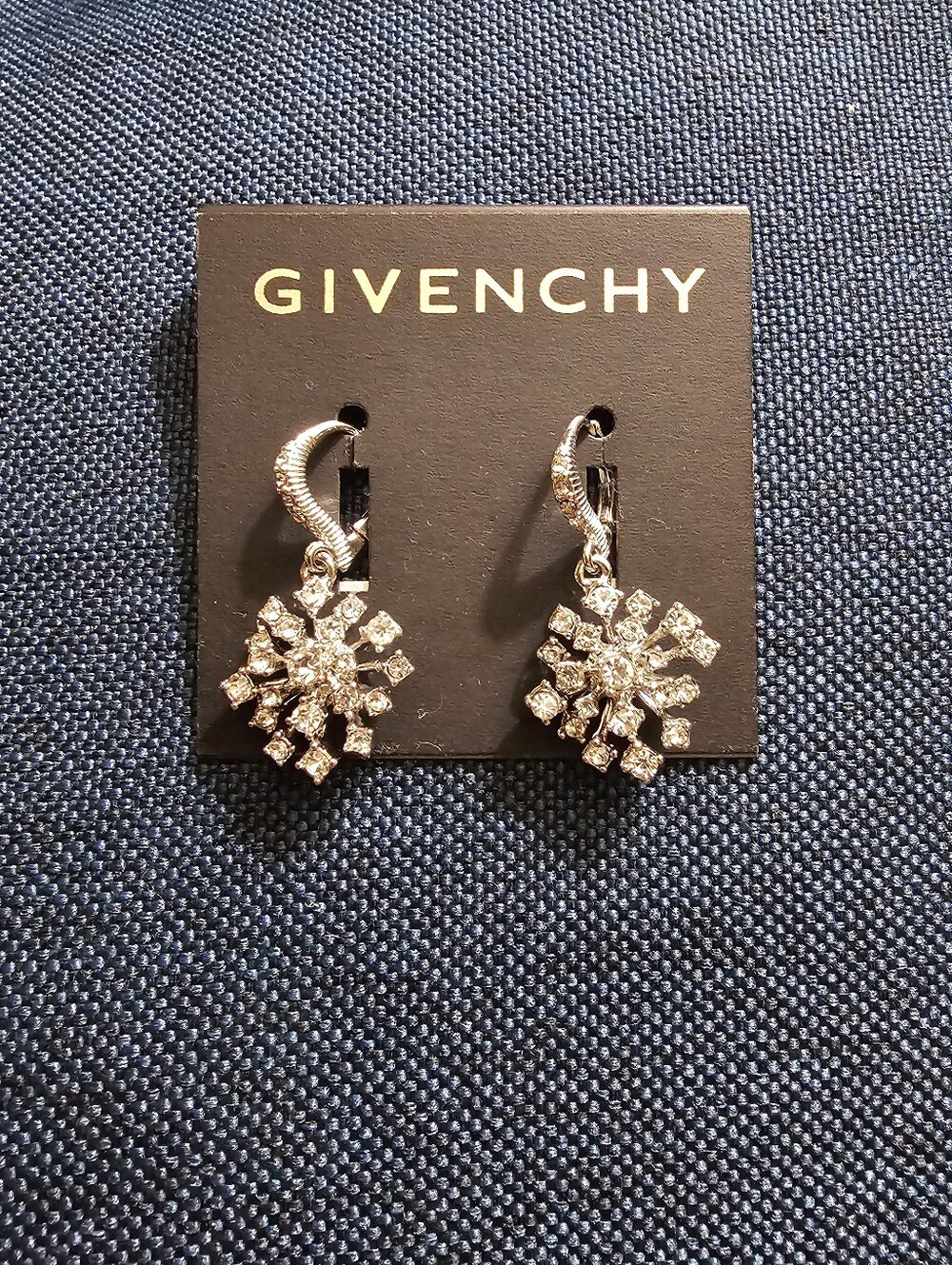 NWT Givenchy Crystal Snowflake Drop Earrings Silver Tone MSRP $45